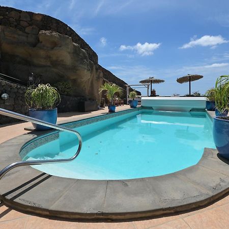 Castillo Lanzarote Villa Bailey - Luxury Villa - Pet Friendly With Heated Pool La Asomada  エクステリア 写真