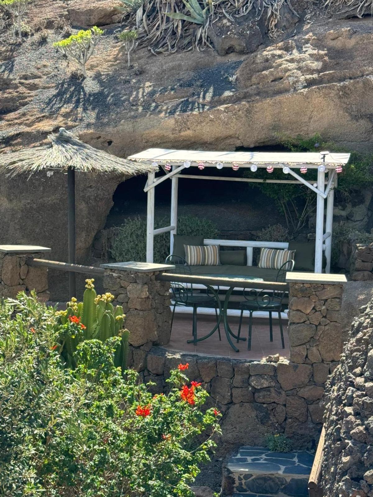 Castillo Lanzarote Villa Bailey - Luxury Villa - Pet Friendly With Heated Pool La Asomada  エクステリア 写真
