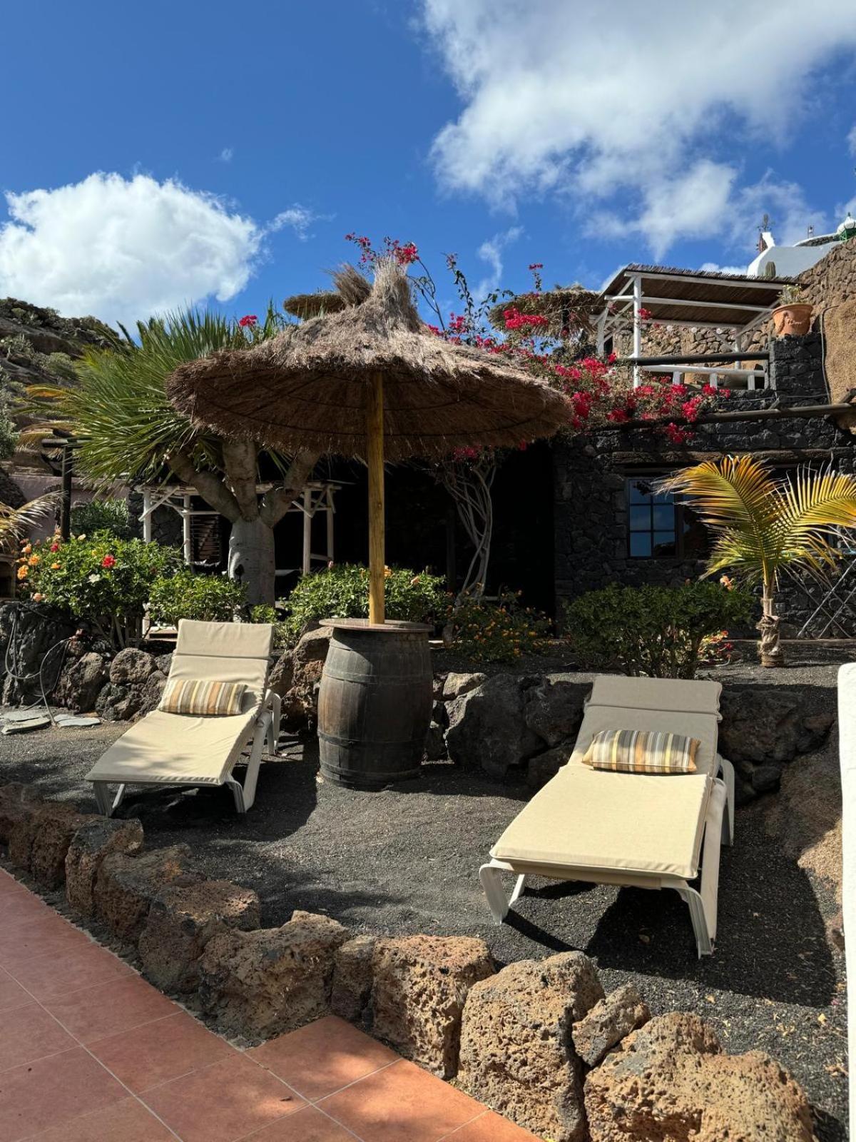 Castillo Lanzarote Villa Bailey - Luxury Villa - Pet Friendly With Heated Pool La Asomada  エクステリア 写真