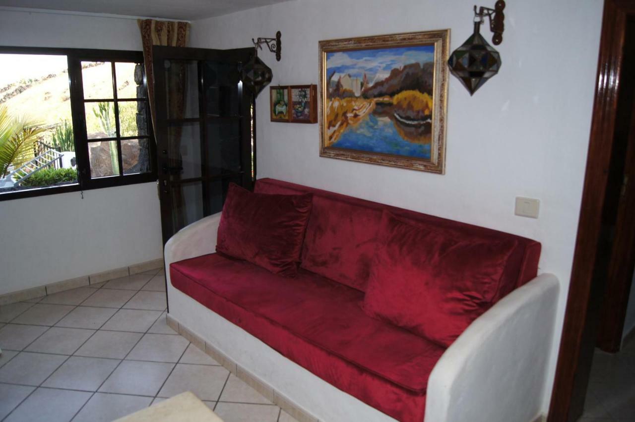 Castillo Lanzarote Villa Bailey - Luxury Villa - Pet Friendly With Heated Pool La Asomada  エクステリア 写真